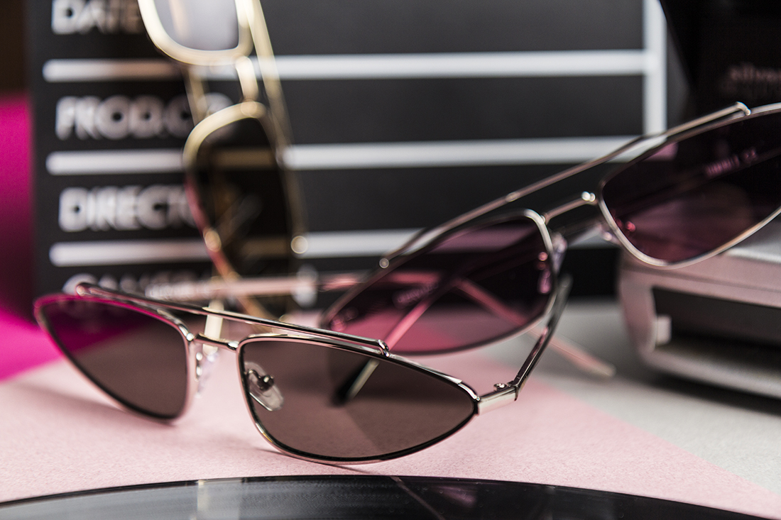 Protective glasses to fight against airborne infection.